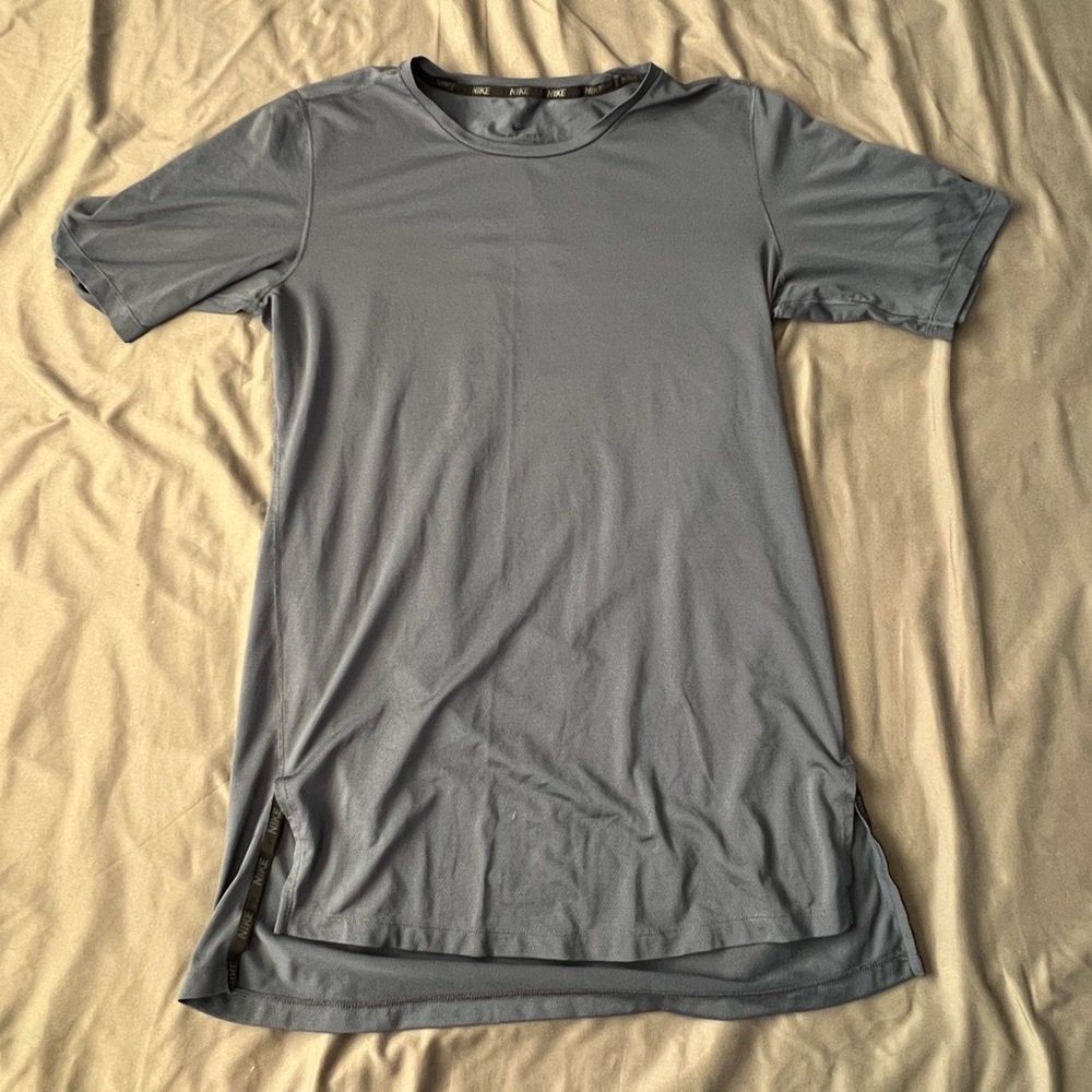 Nike Split Hem Gym Shirt